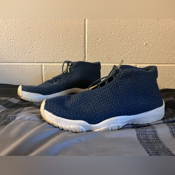 Jordan Shoes - Picture 1 of 4